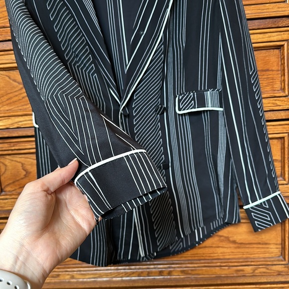 3.1 Phillip Lim Pinstripe Silk Double Breasted Pajama Jacket - Picture 6 of 8